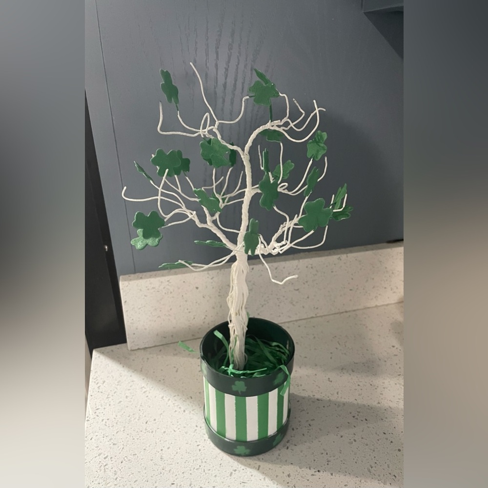 Decorative St. Patrick’s tree with ornaments